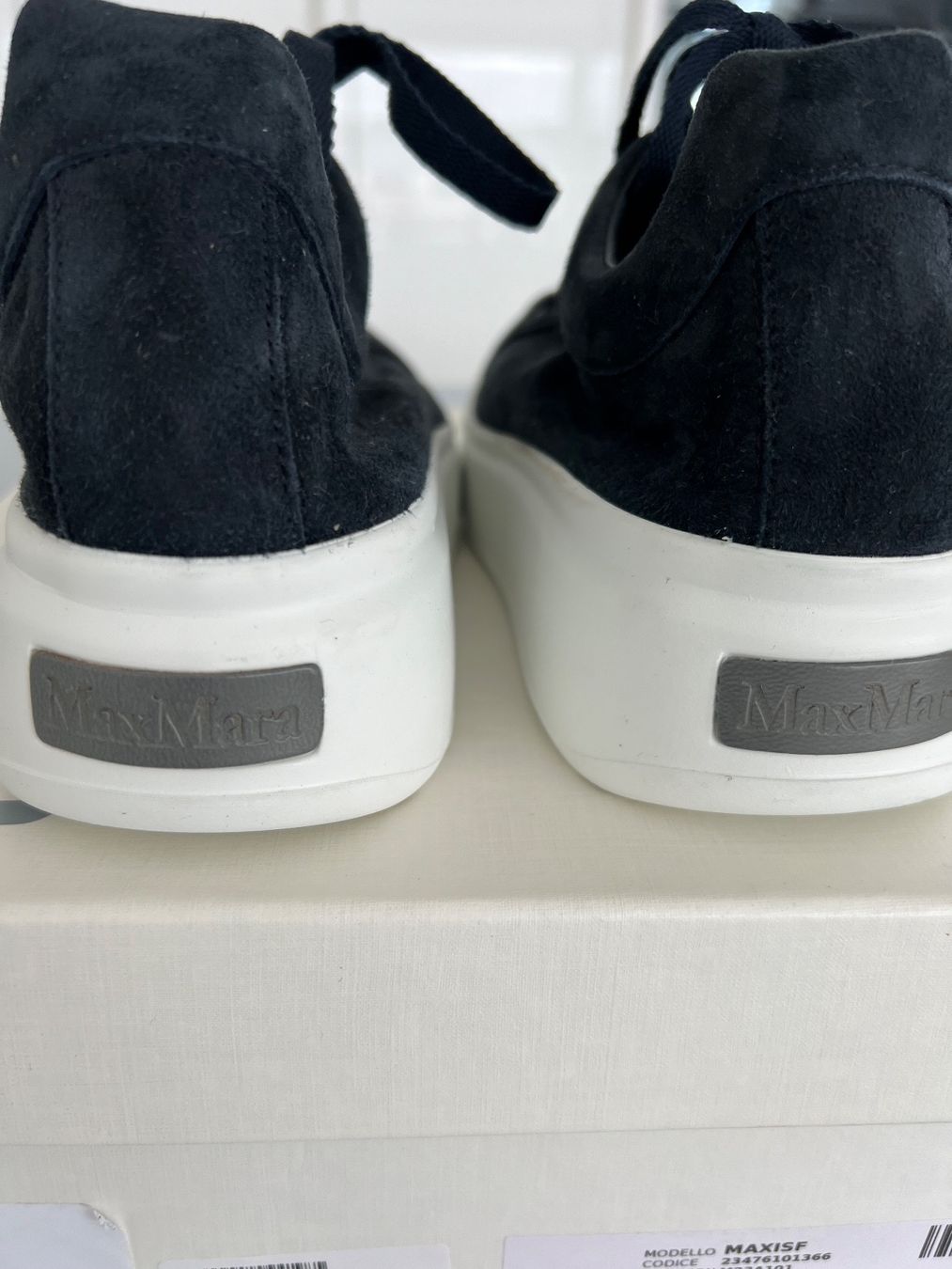 Max Mara Scarpe da donna: sneakers MAX MARA dark blue suede 36.5 – Nuovo e nell'imballaggio originale da RICHTERSWIL venduto da mftjt63 2
