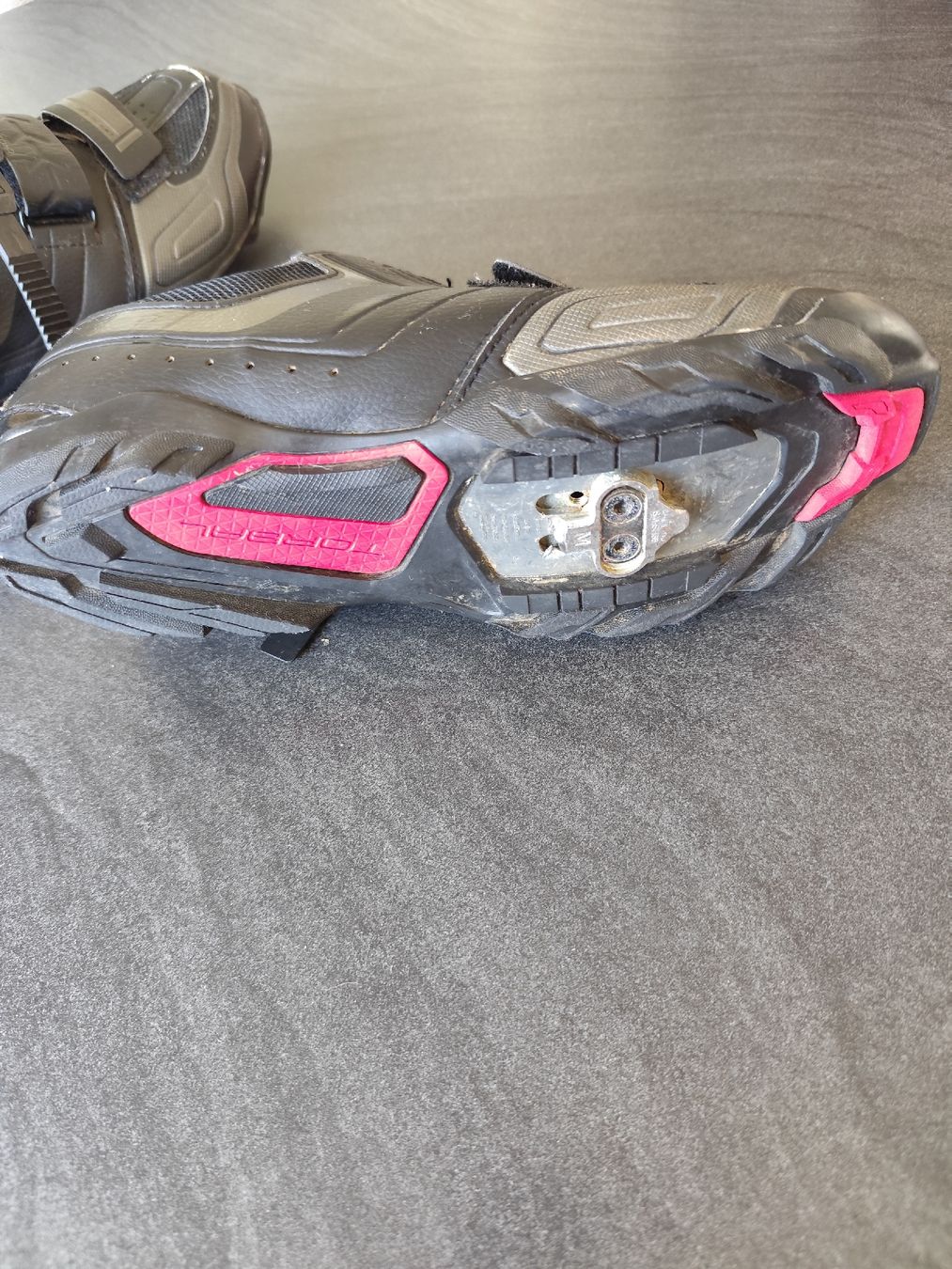 Shimano Scarpe da uomo: chaussures de vtt – Nuovo (secondo la descrizione) da Tramelan venduto da jos_kb96 2