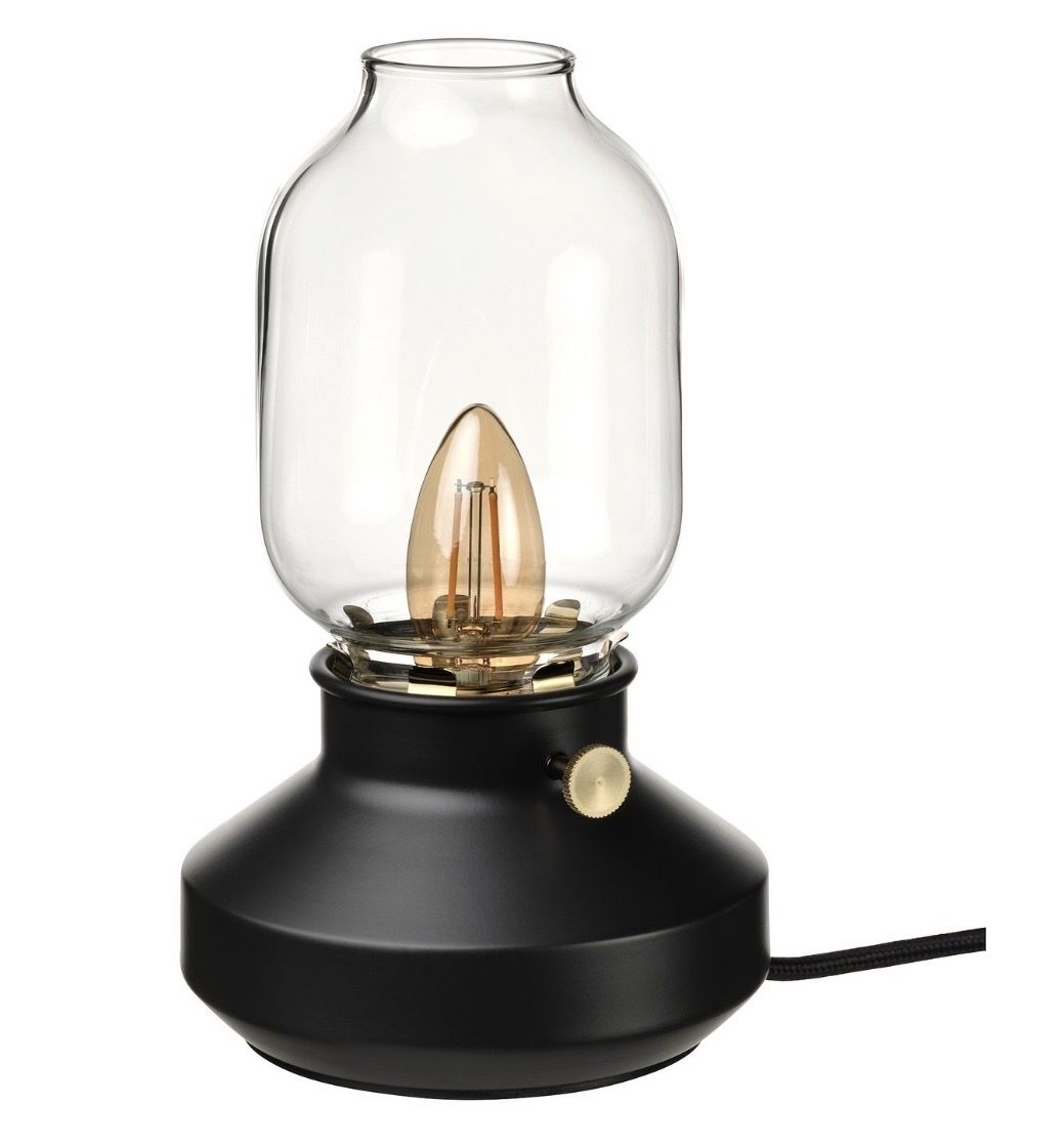 Ikea Lampes: Ikea table lamp + metal table – D'occasion à Zürich par lui_ns5h 1