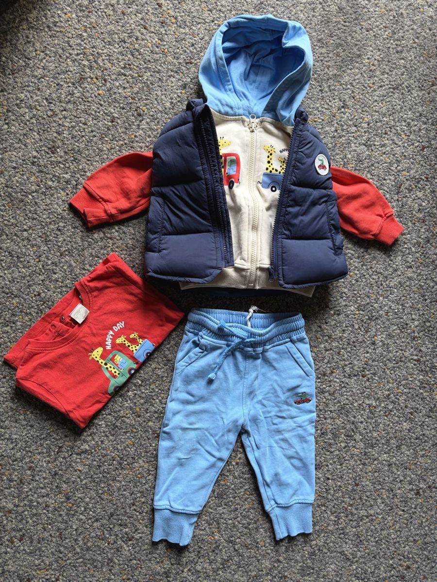 Lotti & Set di vestiti: Wunderschönes Jungen-Set – Nuovo (secondo la descrizione) da Klosters Dorf venduto da mis_y95d 1