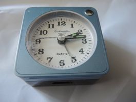 Wecker Eichmüller blau Quartz guter Zustand