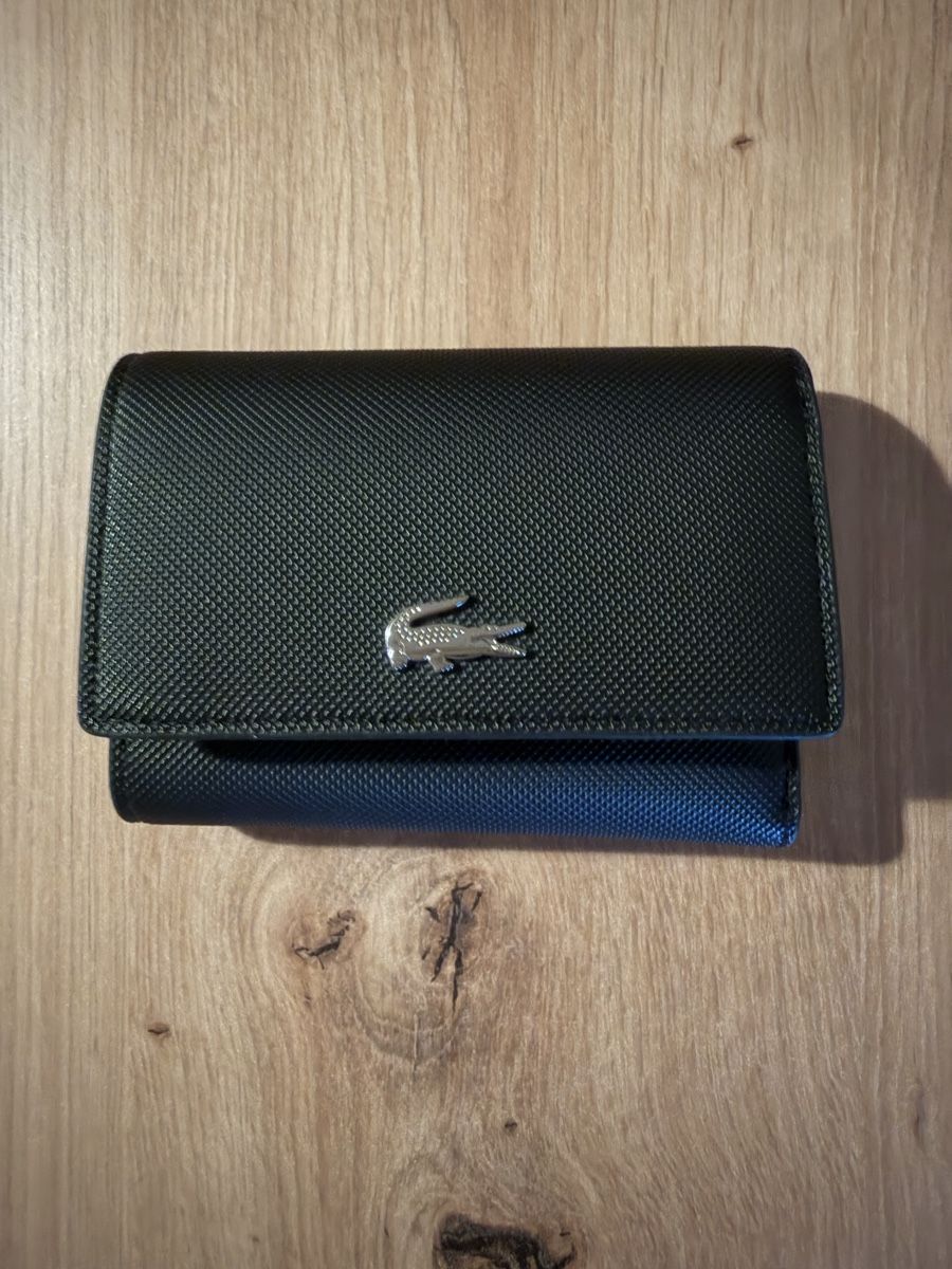 Lacoste Portafogli: Portefeuille Lacoste  – Usato da Hauterive NE venduto da ann_v7d6