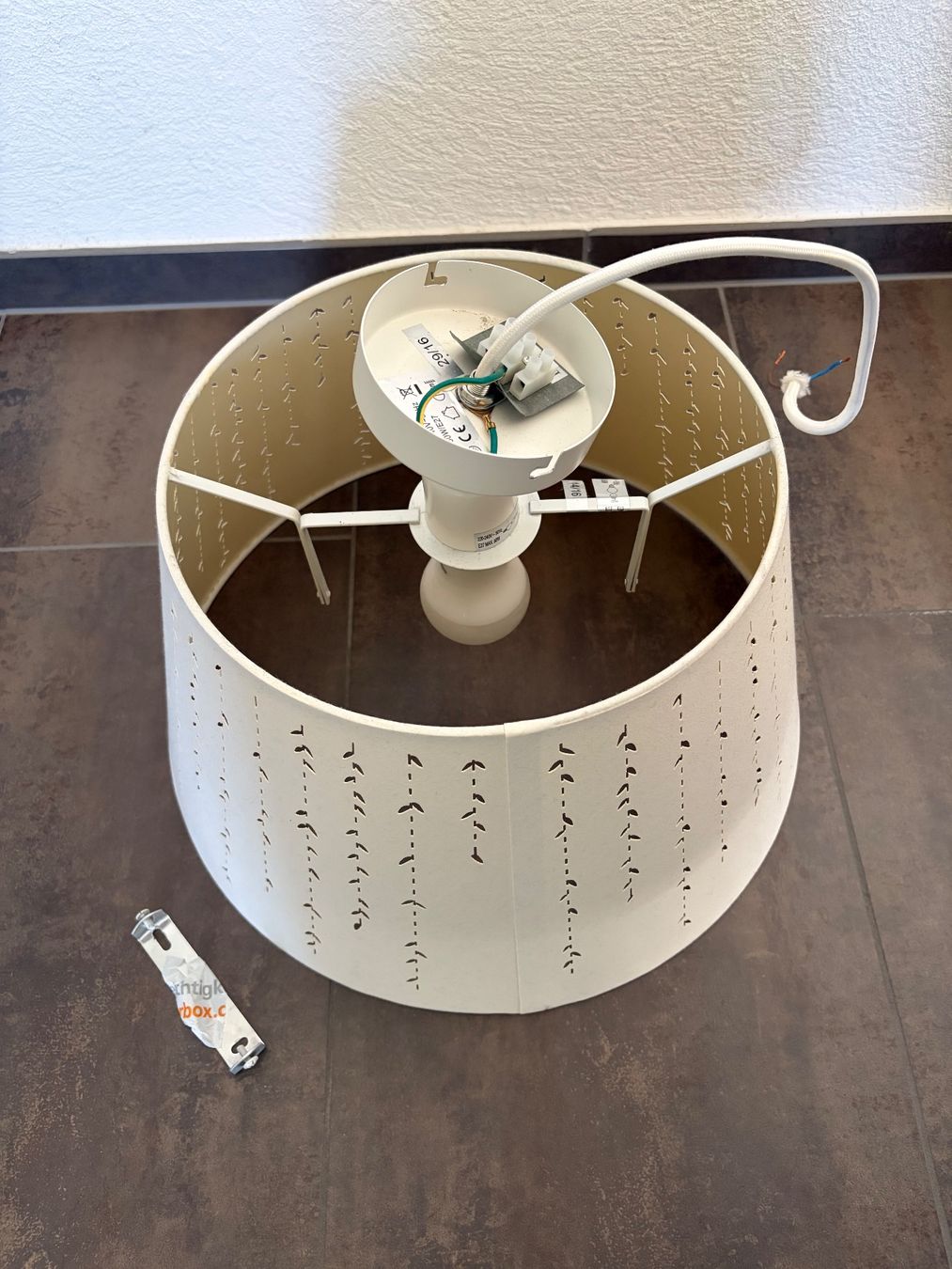 Lampadari & plafoniere: Lampenschirm mit Glühbirne – Usato da Oberrohrdorf venduto da sar_r25p 2