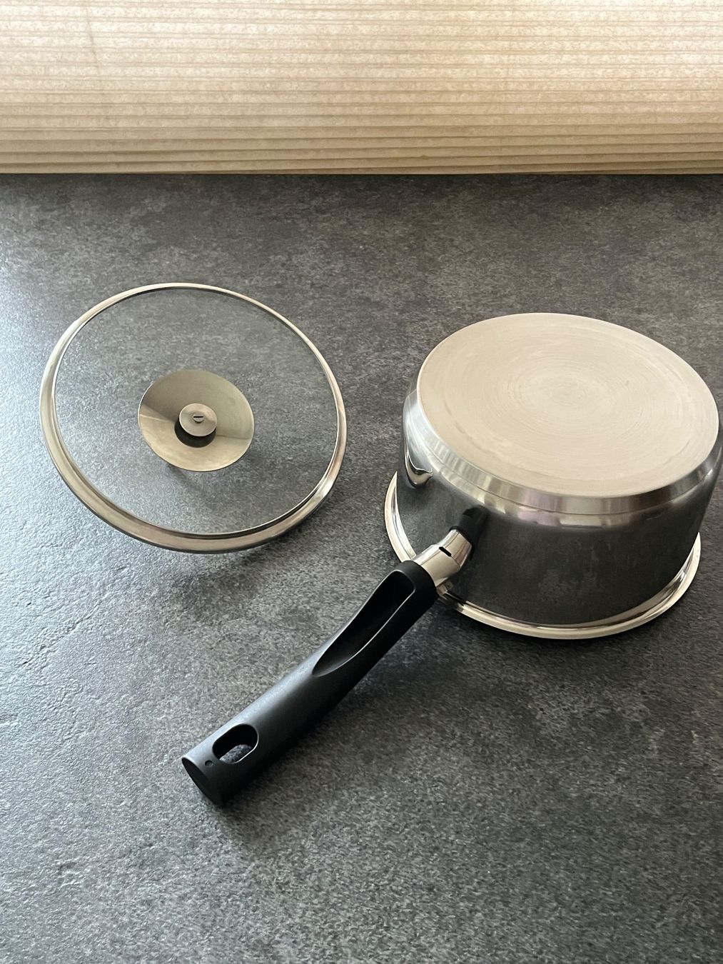 Pentole: Kochtopf mit Glasdeckel - Größe ∅ 20cm – Usato da Kilchberg ZH venduto da Simple.Life 7