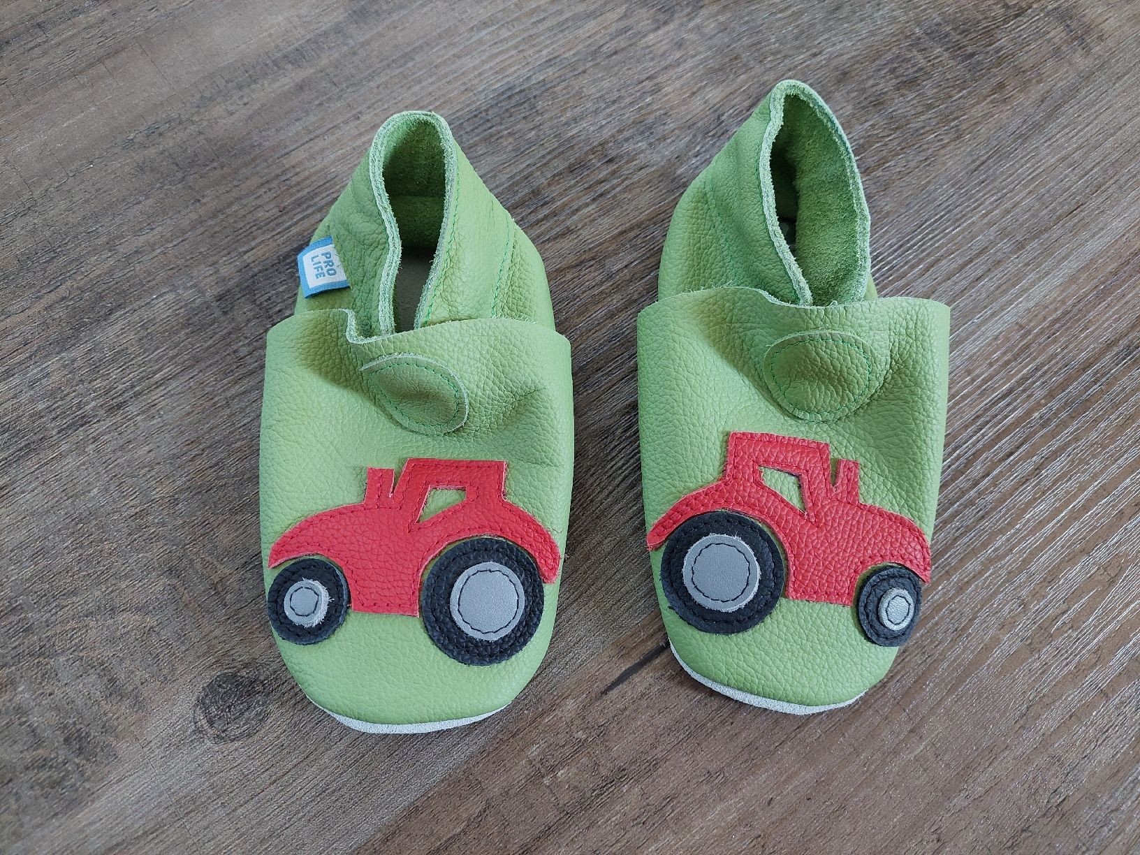 Schuhe für Jungen: NEU Lederfinken 21 / 22 Traktor – Neu und originalverpackt aus Aeschi b. Spiez von Corin1234