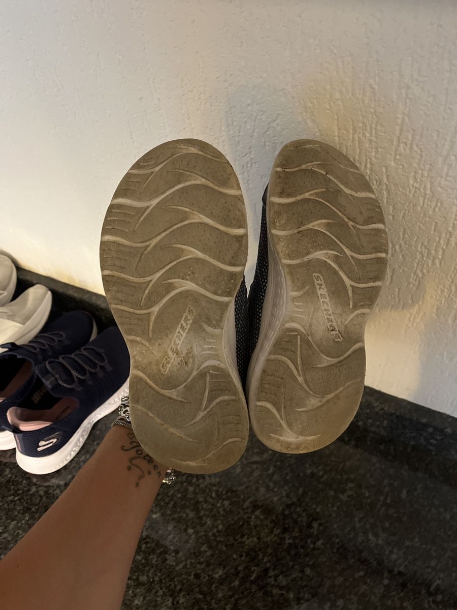 Scarpe per ragazze: Skechers – Usato da Uebeschi venduto da lee-elle 2