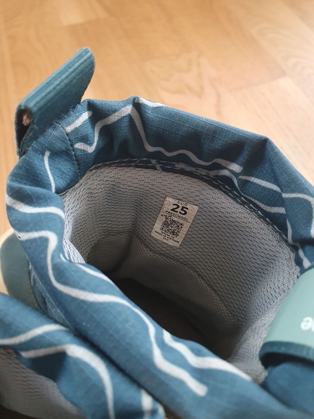 Vivobarefoot Chaussures garçon: Vivobarefoot tracker boot 25 – D'occasion à Reinach BL par kvi_dv2v 5