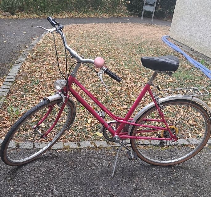 Velos: Damenvelo pink Retro  – Gebraucht aus Pratteln von samurai016