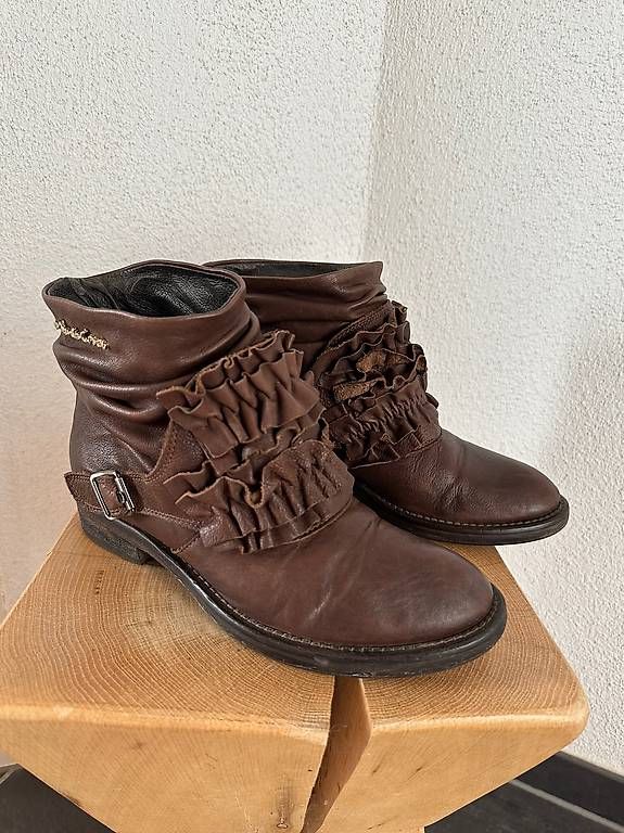 Damenschuhe: Manila Grace Lederstiefelette, Gr 37 – Gebraucht aus Bazenheid von ManilaGrace