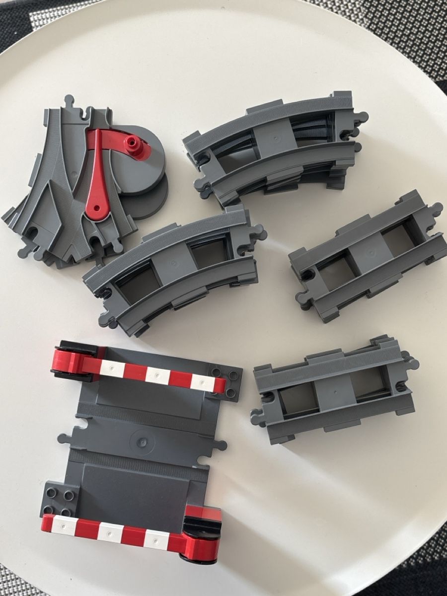 Lego Baukästen: Set de rails pour train Duplo  – Gebraucht aus Lausanne von pabernard