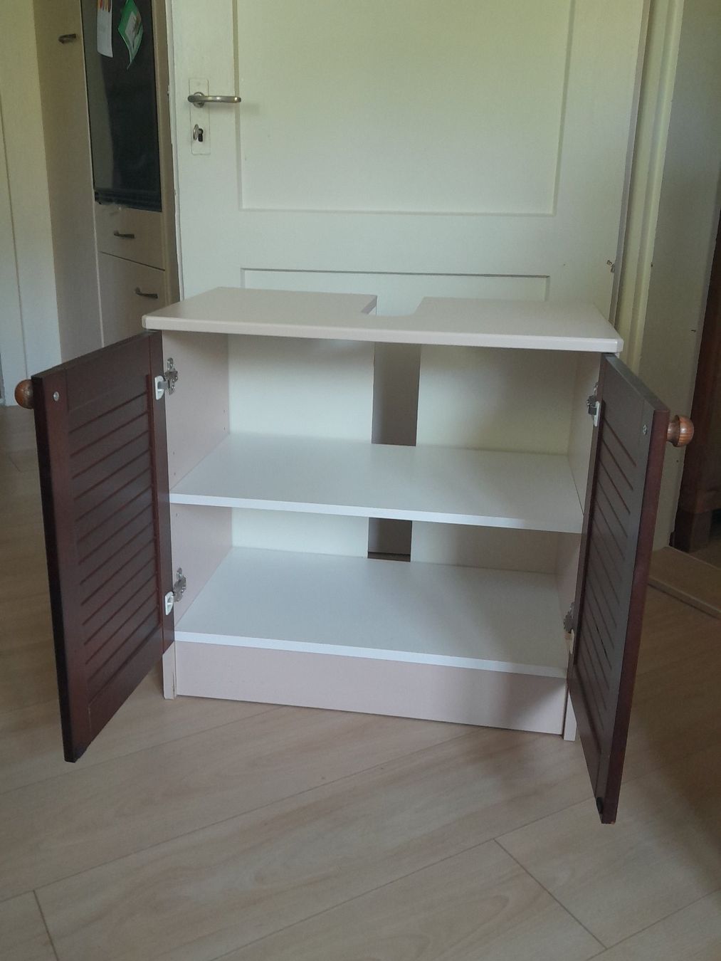 Mobili per bagno: Badezimmer Waschbeckenunterschrank – Usato da Hinterforst venduto da duty76 2