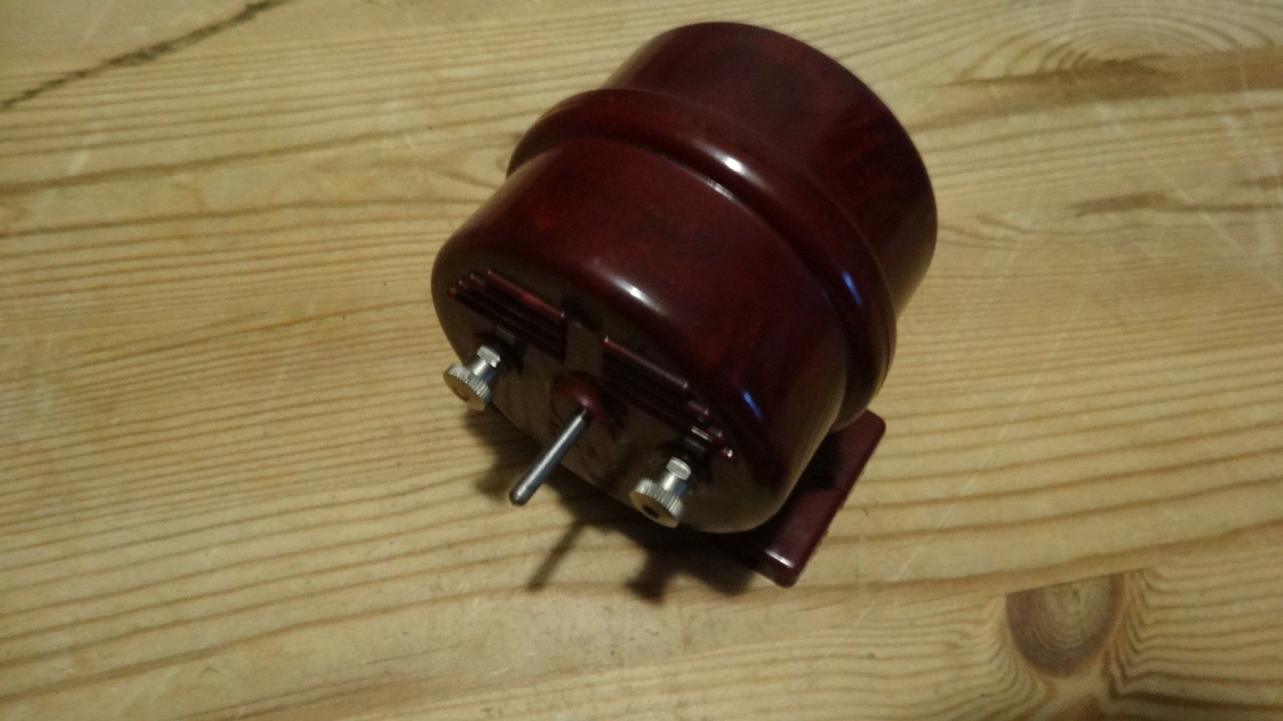 Kit di modellismo & Modellini statici: dynamo vintage en bakélite pour machine à vapeur – Usato da Rebeuvelier venduto da falcon58