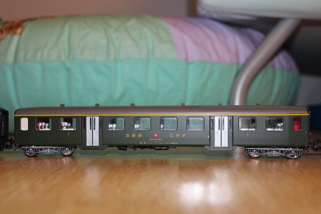 SBB/CFF/FFS Modelleisenbahnen: Modellbahn SBB Set H0  Waggons neuwertig – Gebraucht aus Erlinsbach von plastido 3