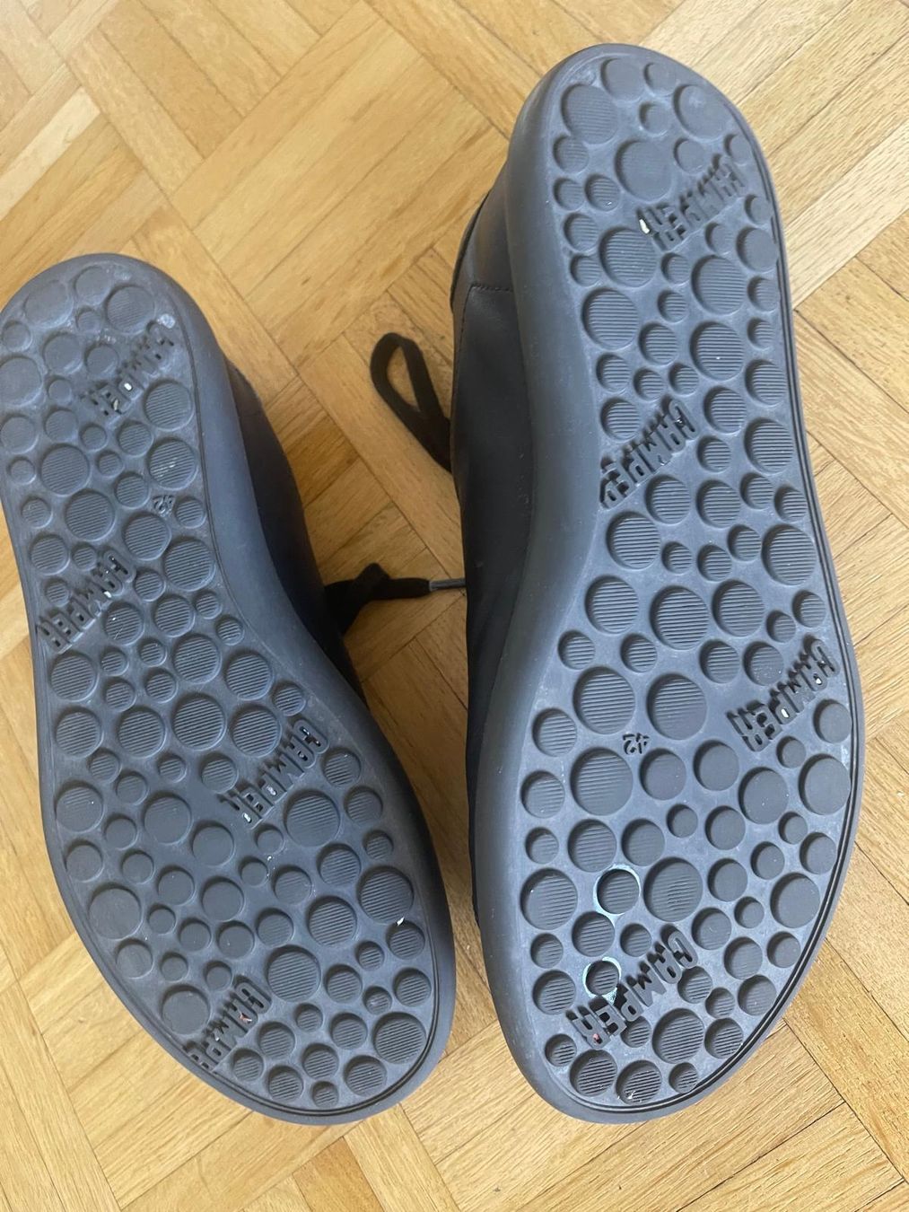 Camper Herrenschuhe: Camper Leather Sneakers - Black - Size 42 - Great Value! – Gebraucht aus Zürich von bos_fh75 1