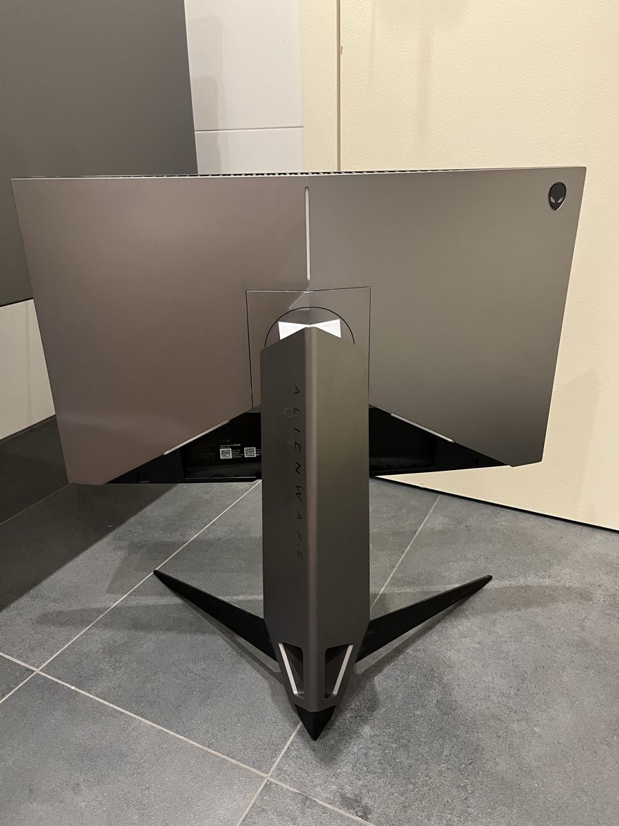 Ecrans: Alienware Gamingbildschirm – D'occasion à Jona par nic_s5k7 1
