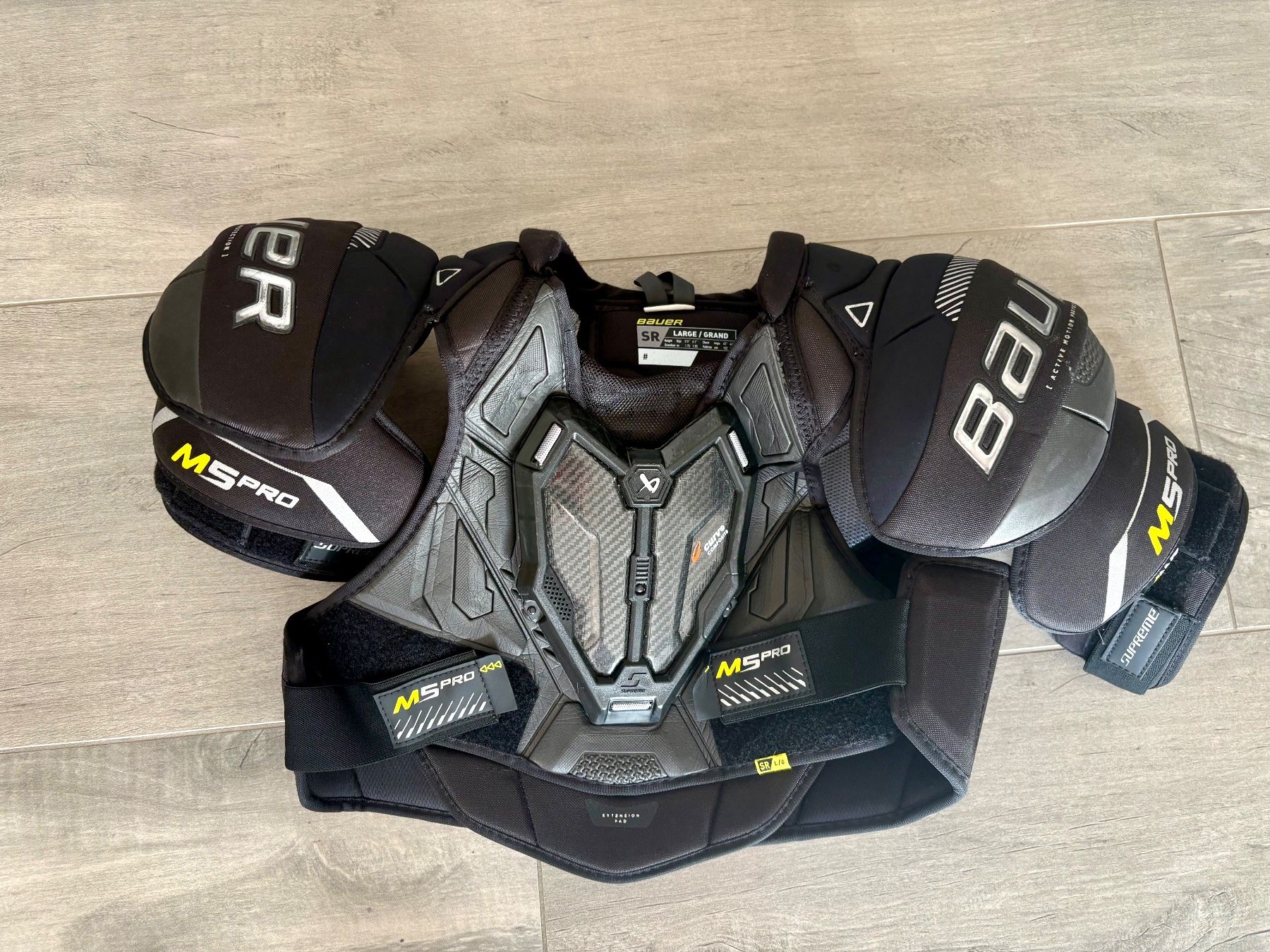 Bauer Schutz & Schoner: Bauer Supreme S M5PRO Torso Schoner Grösse L – Gebraucht aus Lufingen von Fluripondia