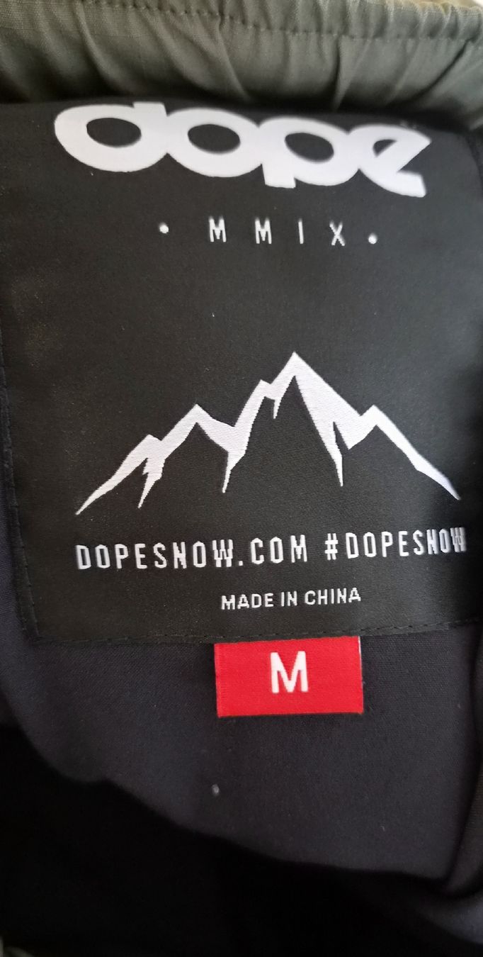 Completi, tute sportive e funzionali: Dope Snow Skioutfit M – Usato da Bettlach venduto da Vasi31 2