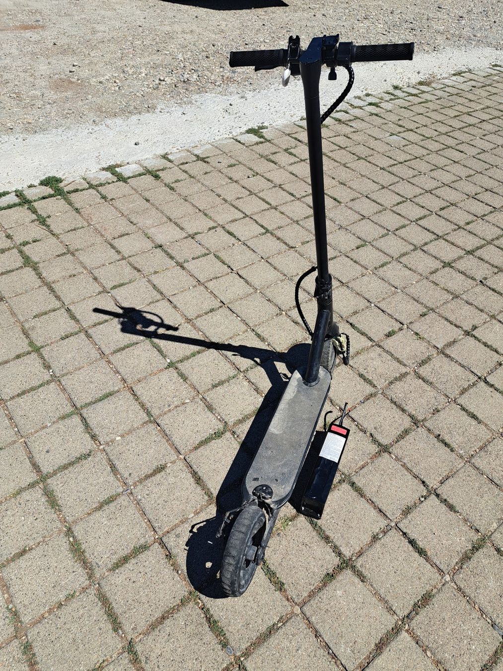Kickboard: E-Scooter E-Trottinette Bastler defekt – Difettoso da Hallau venduto da ZIEGLER-Motorhandel 3