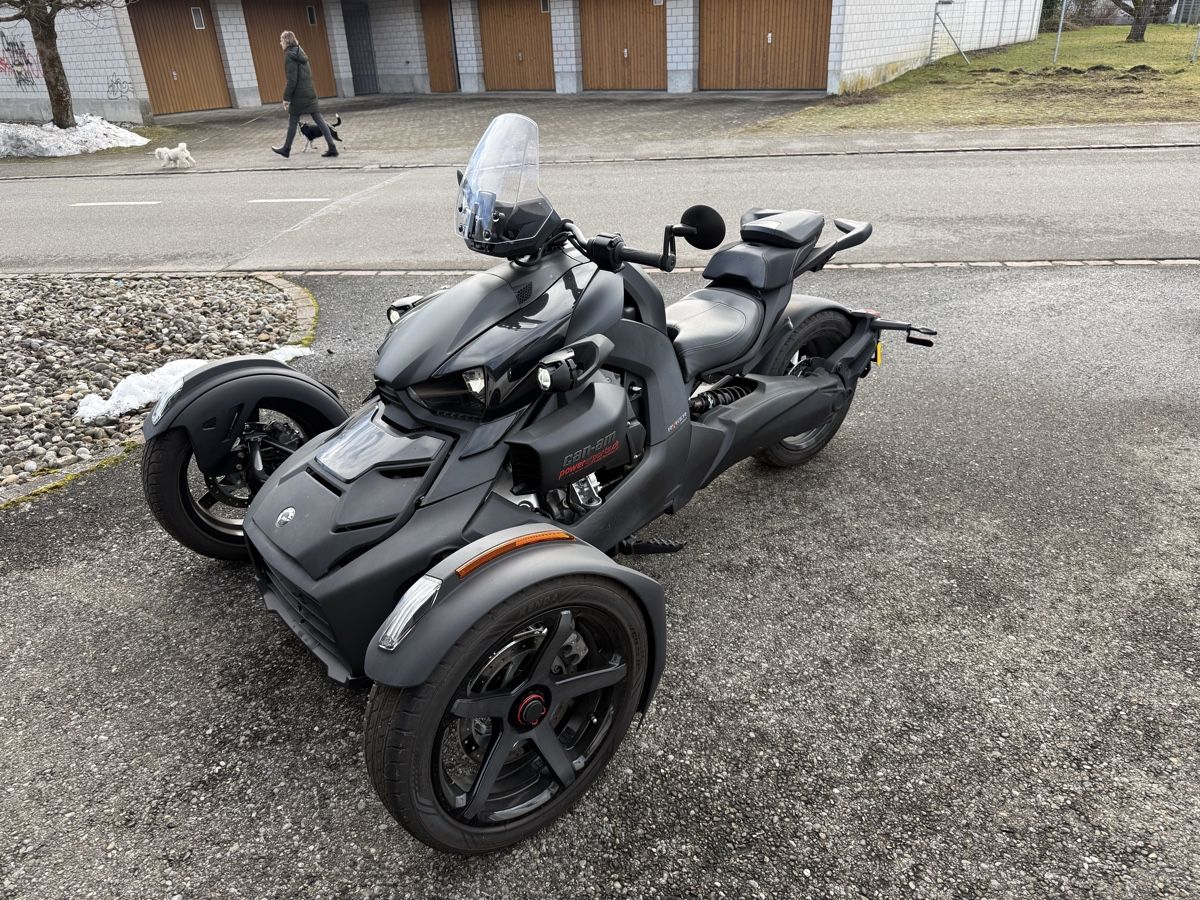 Can-Am A tre ruote: Can-am ryker 900 – Usato da Oberentfelden venduto da FiguresAndGamesPlace 2