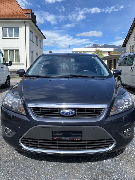 Ford Focus 125'000 Km Teilleder