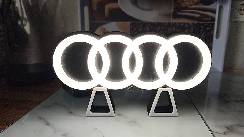 Insegne: Audi Logo LED Schild, auf Bestellung – Nuovo e nell'imballaggio originale da Wolhusen venduto da Fabian_C