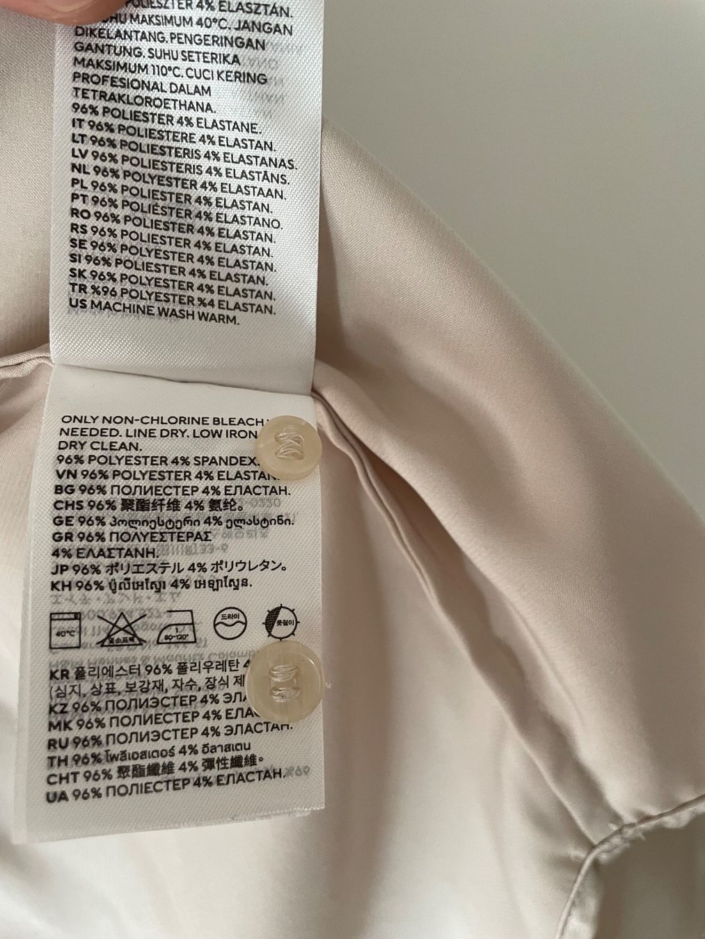 H&M Blusen: Bluse H&M – Gebraucht aus Fislisbach von arse 3