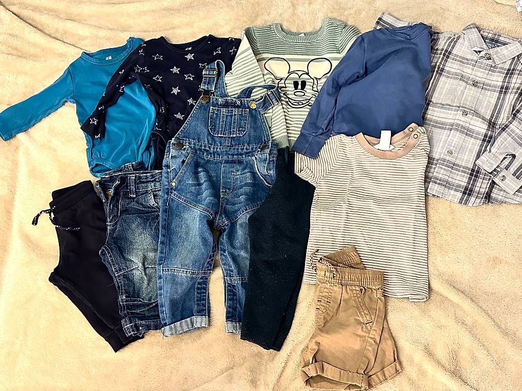 Lotti & Set di vestiti: Kleiderpaket Junge Gr. 80 – Usato da Laax GR venduto da adi-candy