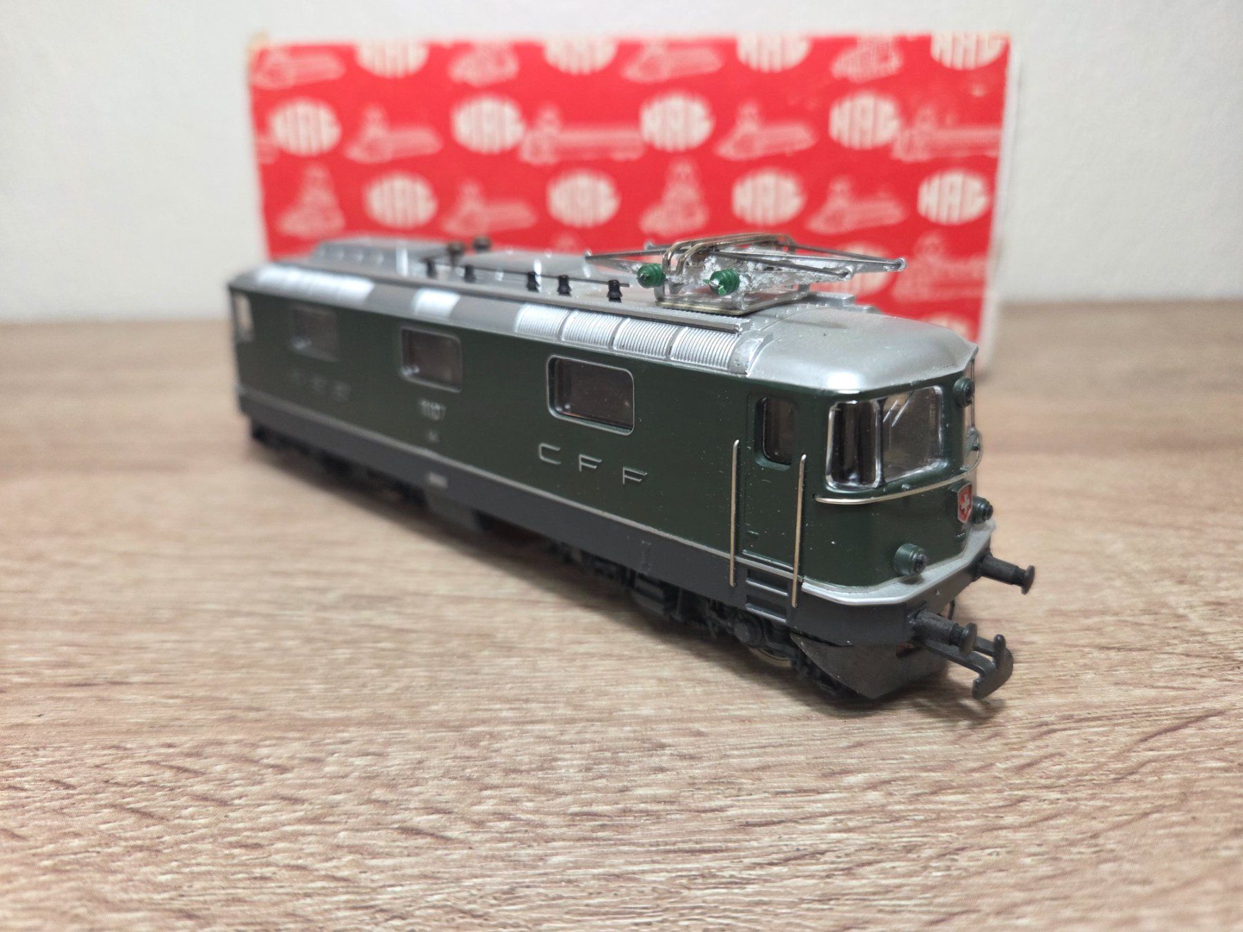 Hag Modelleisenbahnen: Hag 160 E-Lok Re 4/4 II SBB H0 – Gebraucht aus St-Aubin-Sauges von Lo_Go 3