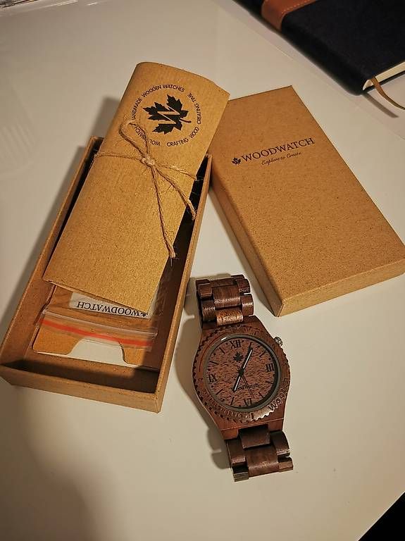 Orologi: Holzuhr Woodwatch neu – Usato da Pfäffikon ZH venduto da Cro 3