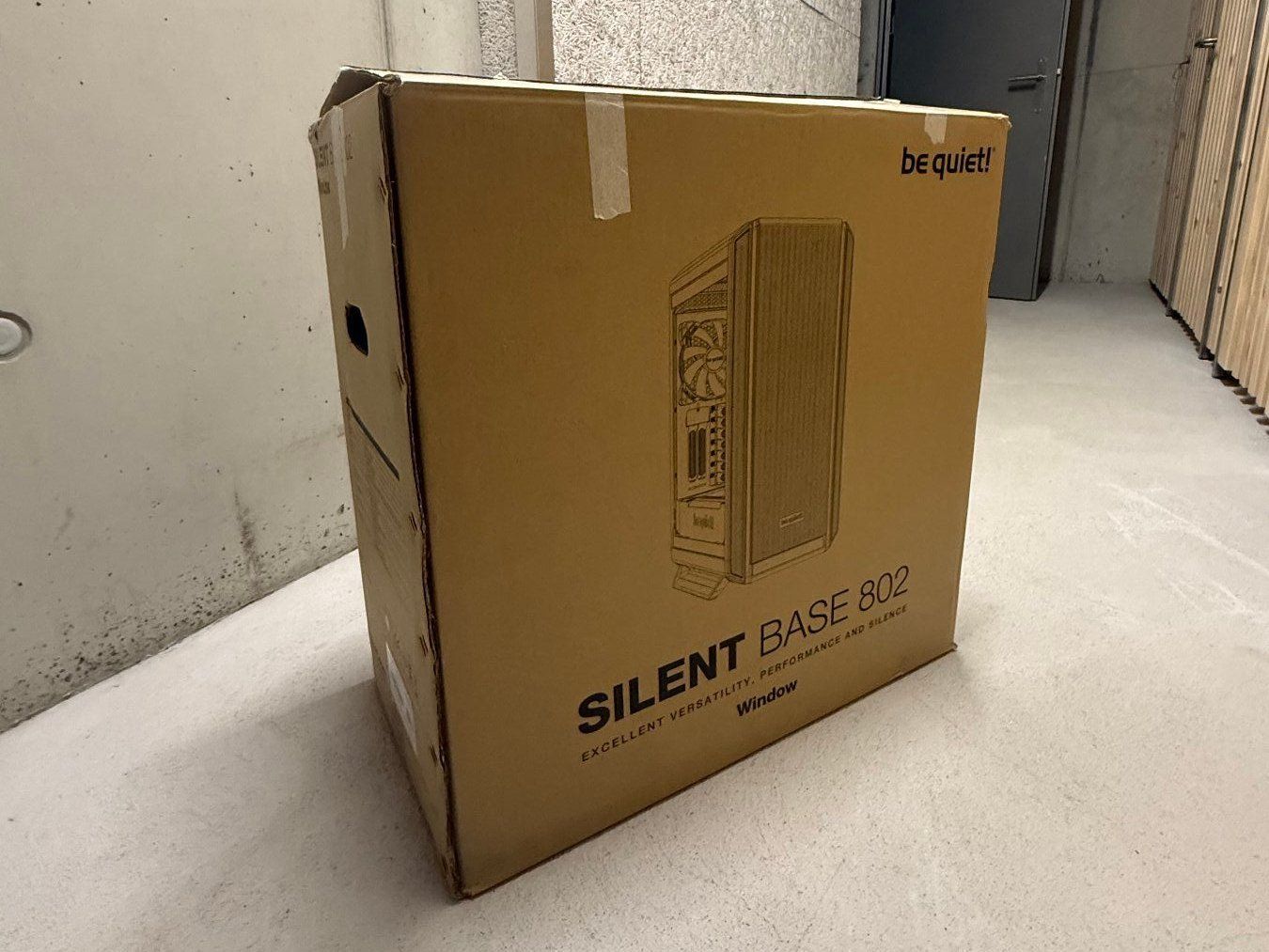 beQuiet! Custodie: be quiet! Silent Base 802 (Window, Schwarz) PC Gehäuse – Usato da Bern venduto da gusophia