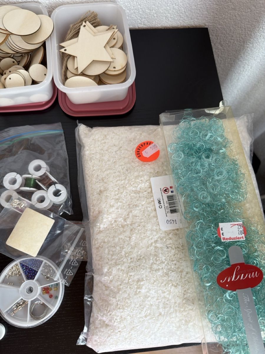 Kits de loisir créatif: Diverses Bastelmaterial – D'occasion à Hefenhofen par jbeb 2
