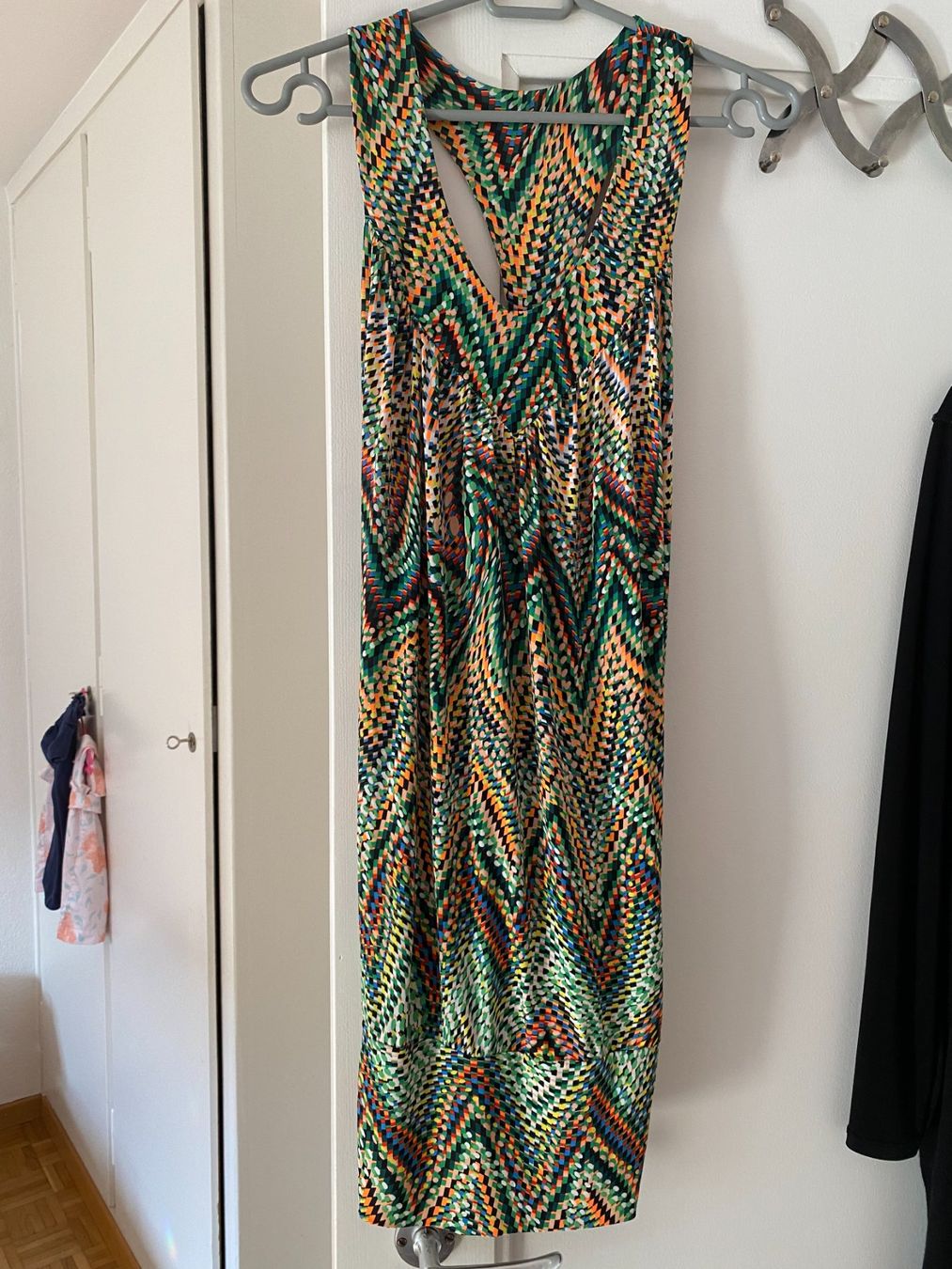 Kleider: Farbiges Strandkleid – Gebraucht aus Bern von jbern3012