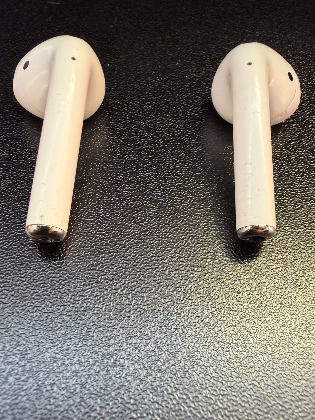 Kopfhörer: Apple AirPods (2. Generation / Modell A2031) – Gebraucht aus Henau von alainschuler 8