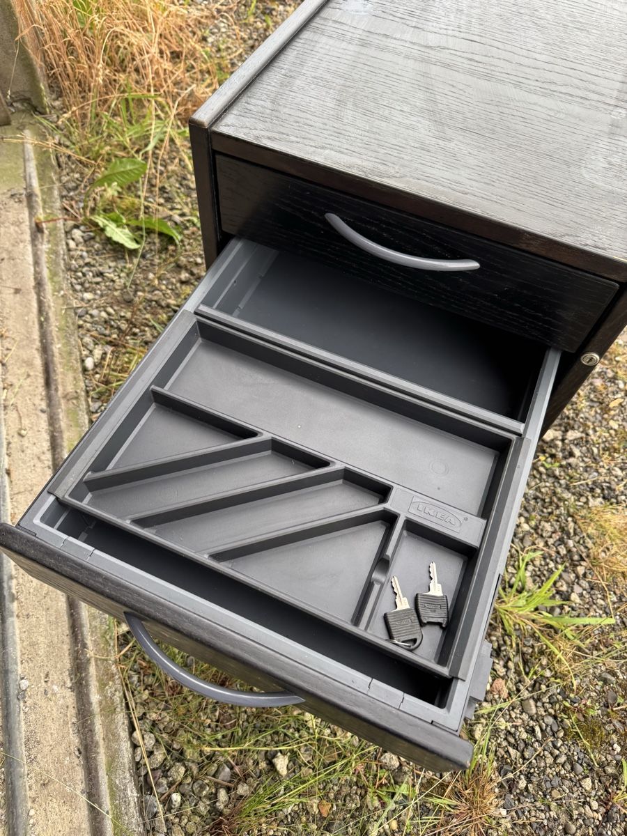Cassettiere: Holz Kommode auf Rollen – Usato da Knonau venduto da val_sn6b 2