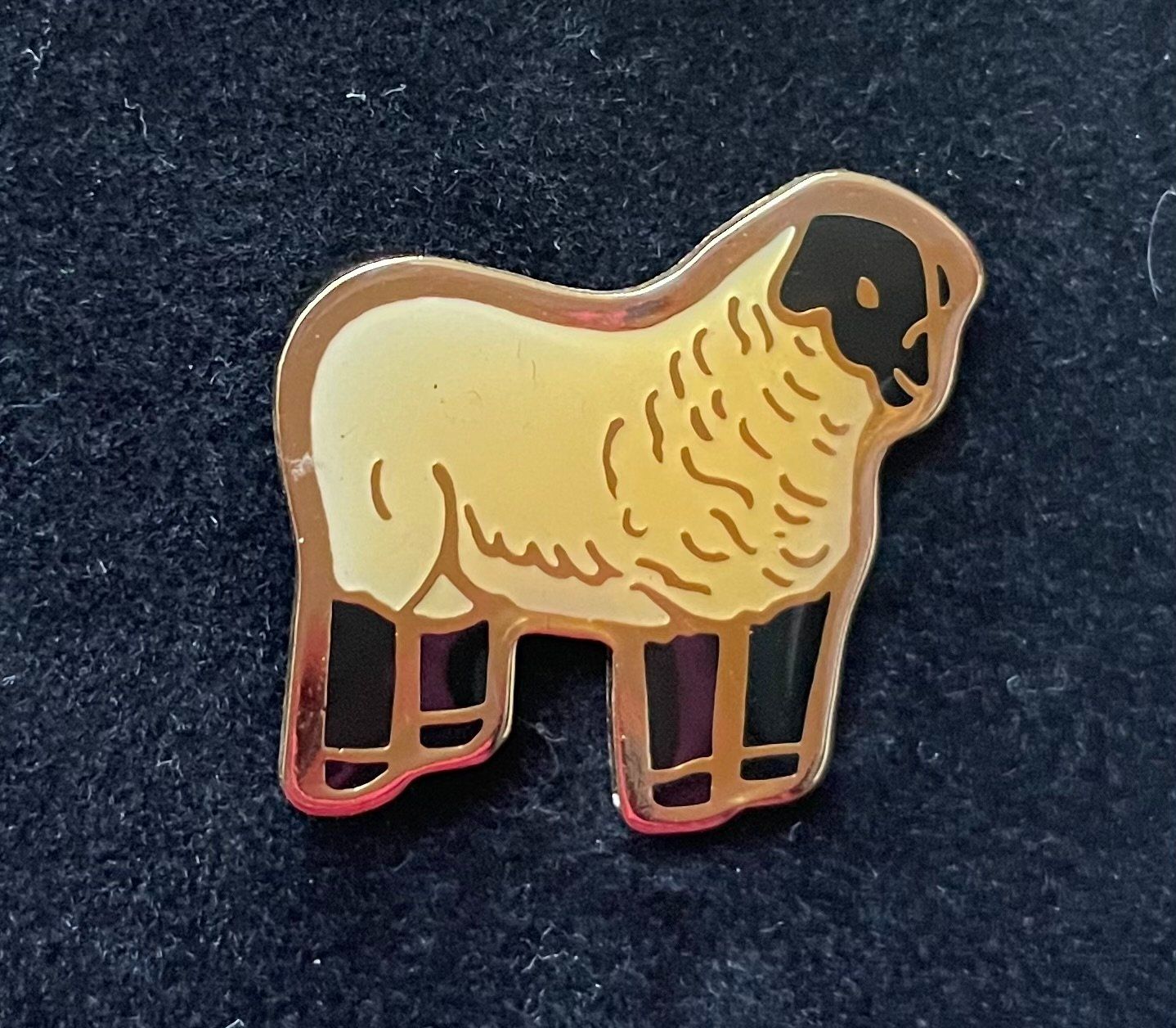Placchette & Badge: Pin mit Schafmotiv - 90er – Nuovo (secondo la descrizione) da Zell ZH venduto da johsu79