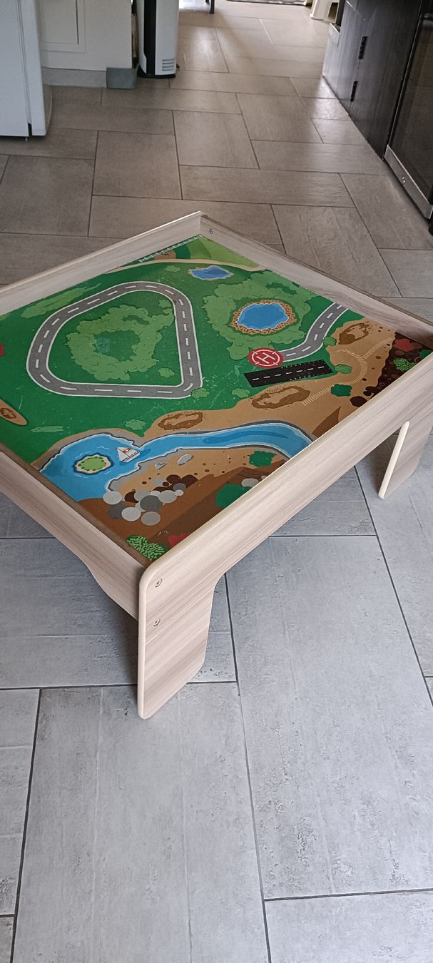 Giochi: Spieltisch Bahn und Landschaft – Usato da Kölliken venduto da nidiya