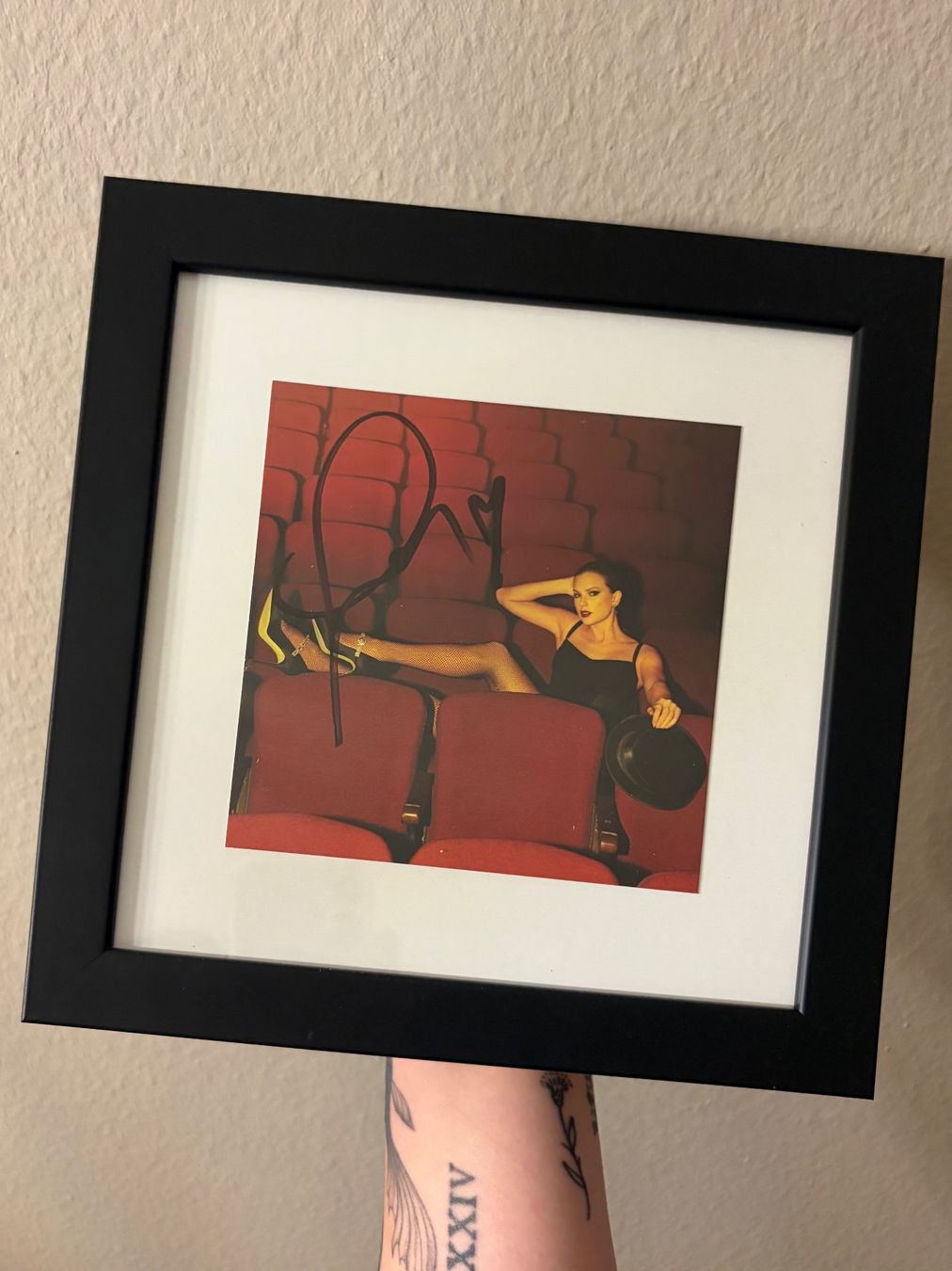 Autogramme: Original Autogramm Taylor Swift – Neu (gemäss Beschreibung) aus Rothrist von cheyenne.schenk 1