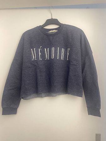 kurzer Pullover