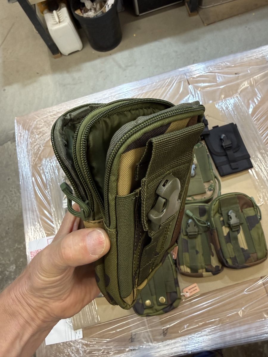 Taschen: Pouches – Neu (gemäss Beschreibung) aus Lützelflüh-Goldbach von Wurschdsalat 1