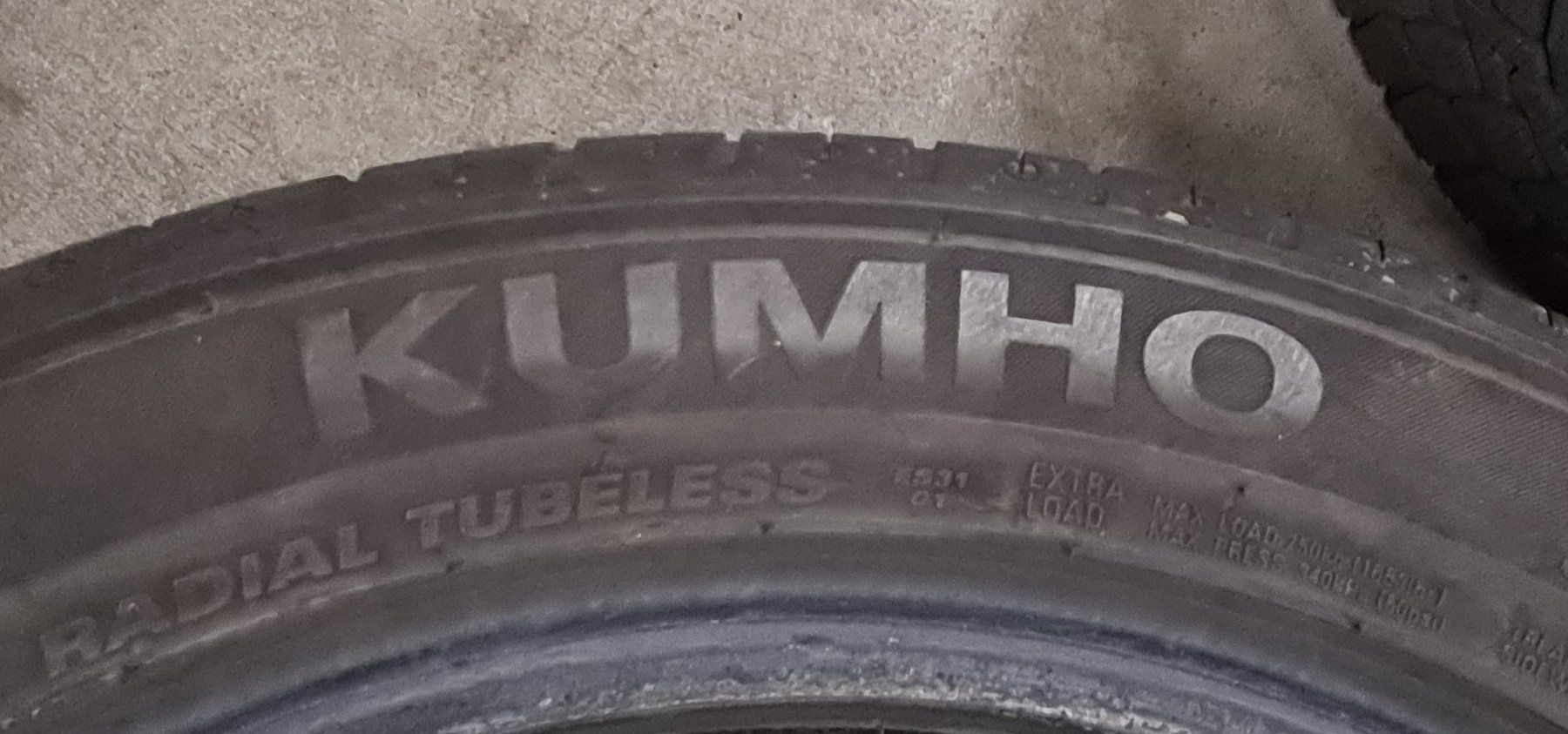Pneumatici & Ruote complete: Vier Sommerreifen 225/50R17 – Usato da Uetendorf venduto da ATA-Deals 5