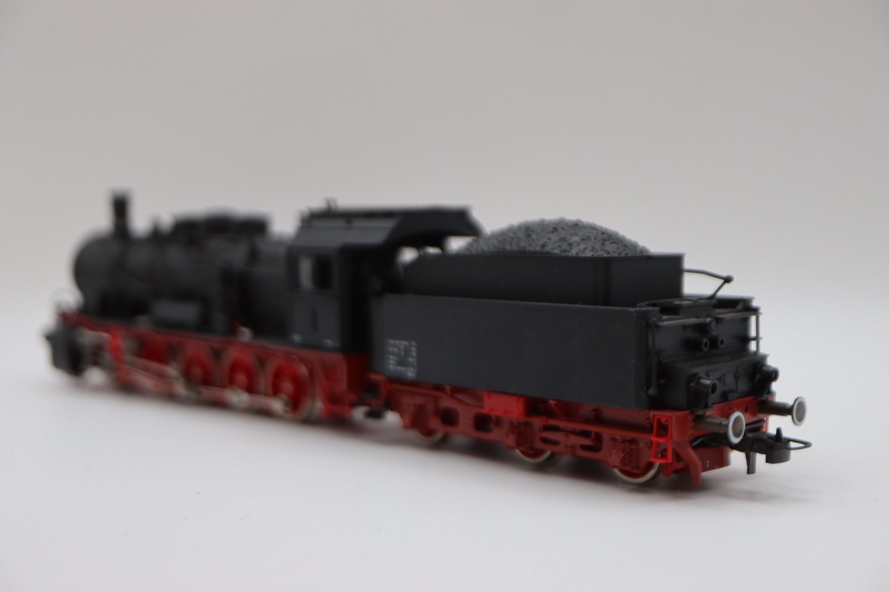 Roco Modellini di ferrovie: Roco H0 Dampflok Tenderlok Schwarz Rot – Usato da Zürich venduto da KE-Sales 4