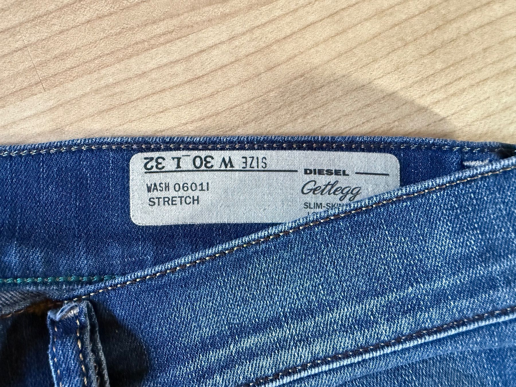 Diesel Jeans: Diesel Jeans – Nuovo (secondo la descrizione) da Berneck venduto da moonrise01 1