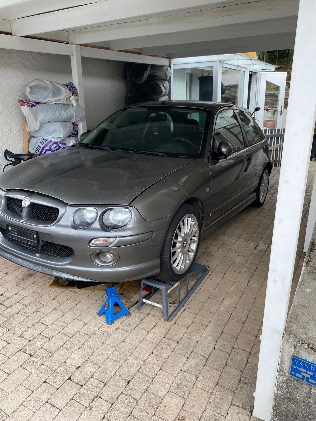 MG Autos: MG ZR160 – D'occasion à Lamboing par d_f_27xh 1
