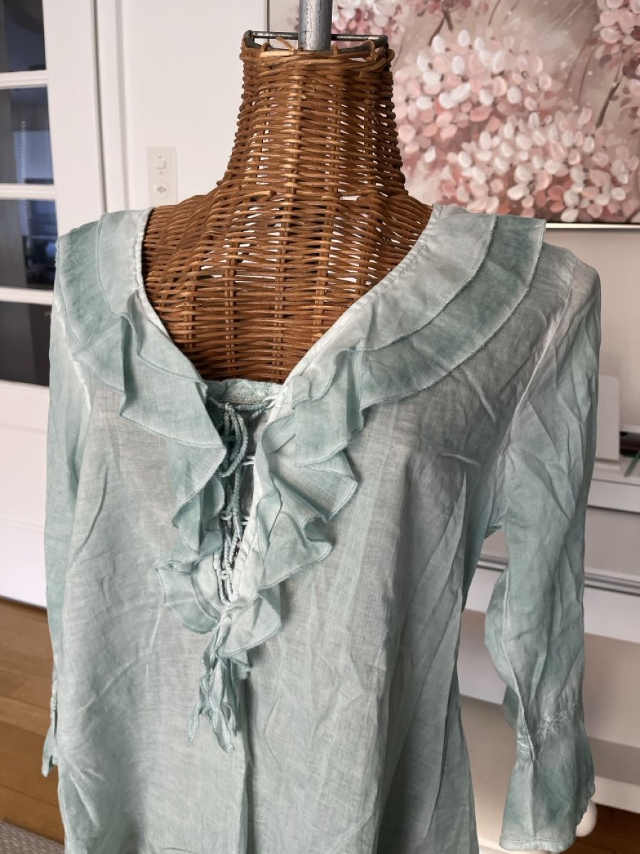 Nile Camicette: Bluse, Nile, Türkis mit Rüschen, M – Usato da Solothurn venduto da Bobesch08 1