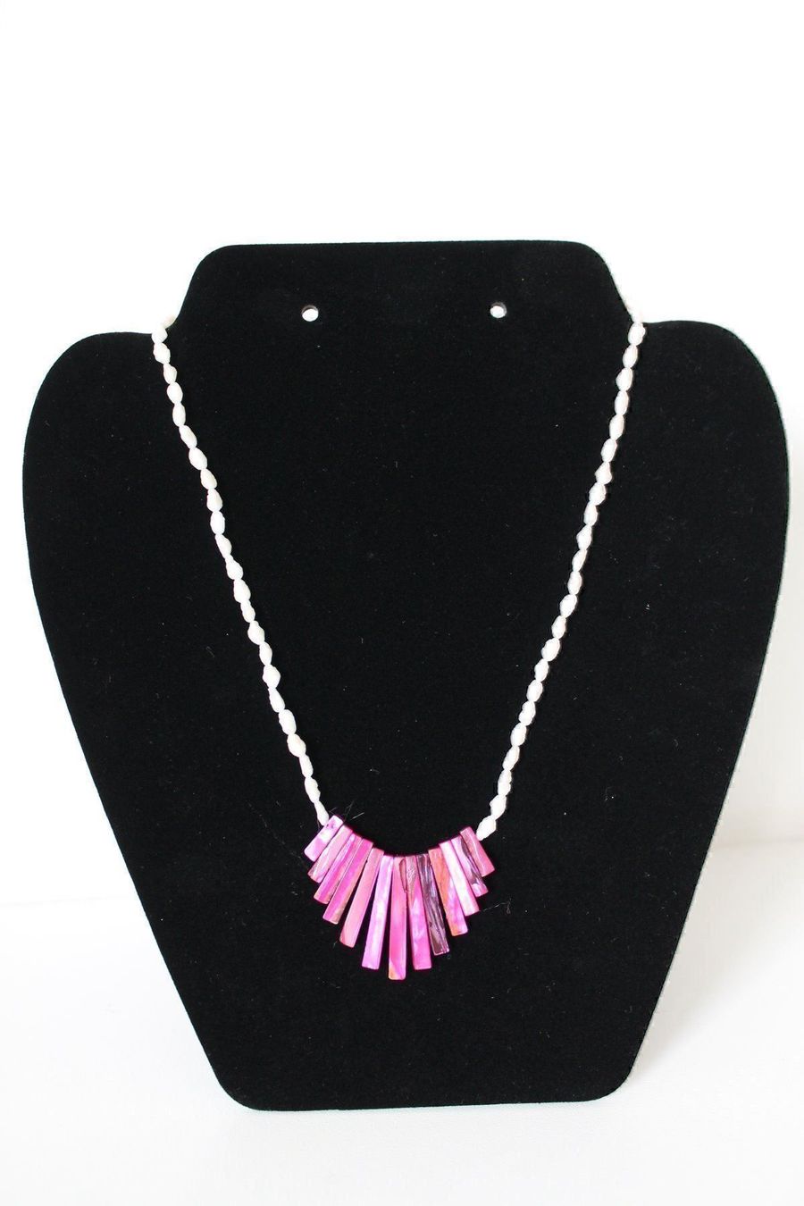 Catenine: Collier coquillage rose et perles d'eau – Nuovo e nell'imballaggio originale da Agiez venduto da chouchanelle 2