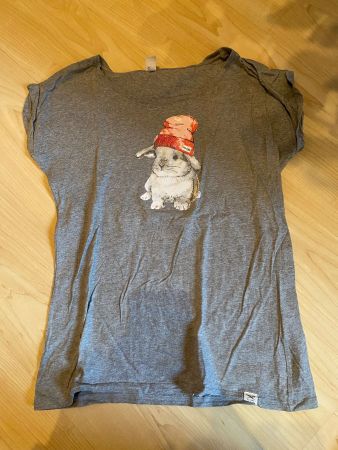 iriedaily  T-Shirt mit Hasen Motiv, Grösse M