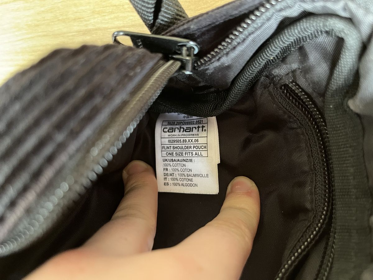 Carhartt Borse: CARHARTT wip flint shoulder bag – Nuovo (secondo la descrizione) da Zuzwil SG venduto da dieschnellemichelle 3