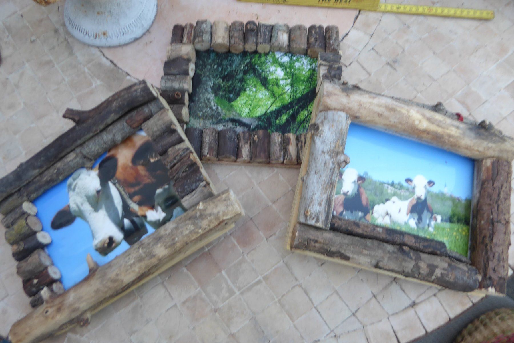 Cornici: 3 spezielle Holz Bilderrahmem – Usato da Sargans venduto da Benziner