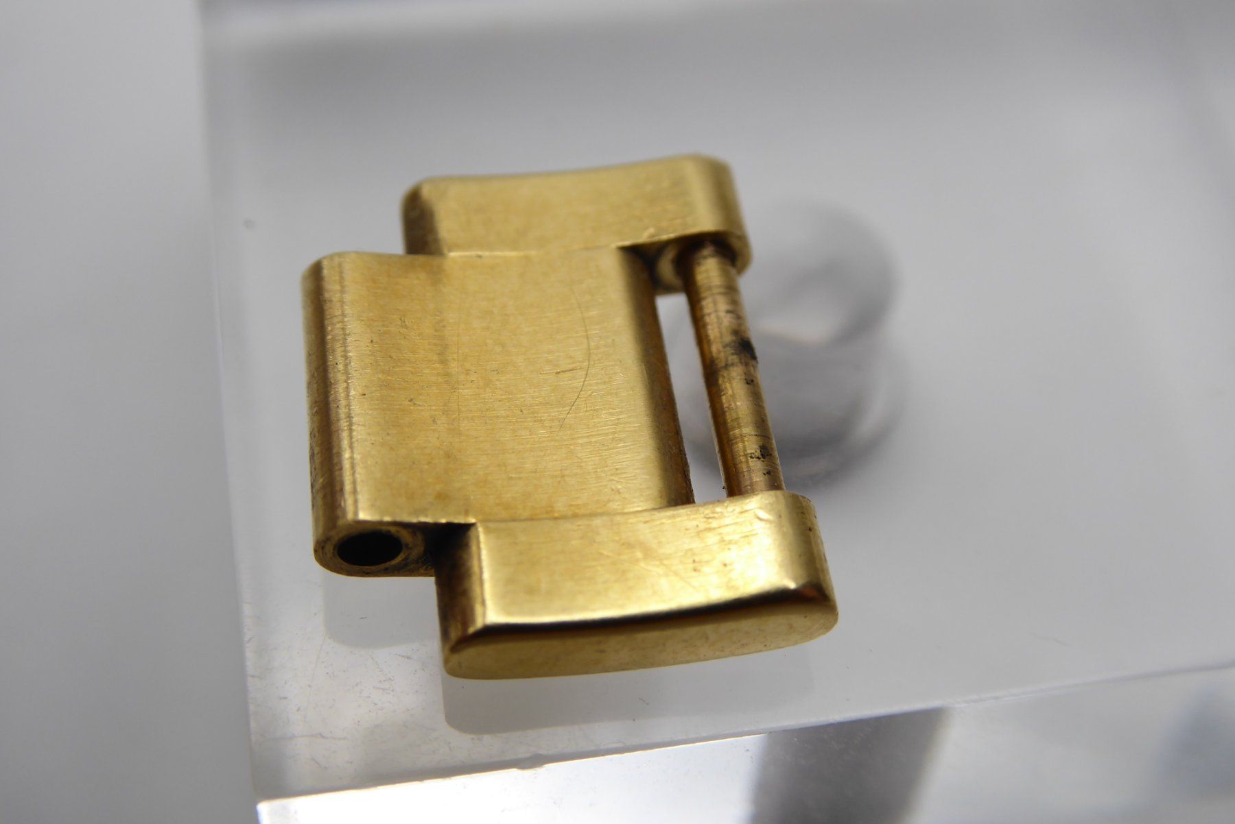 Rolex Orologi: Rolex Oyster solid gold link 15.3mm – Usato da Geneve venduto da adr_xk6n 4