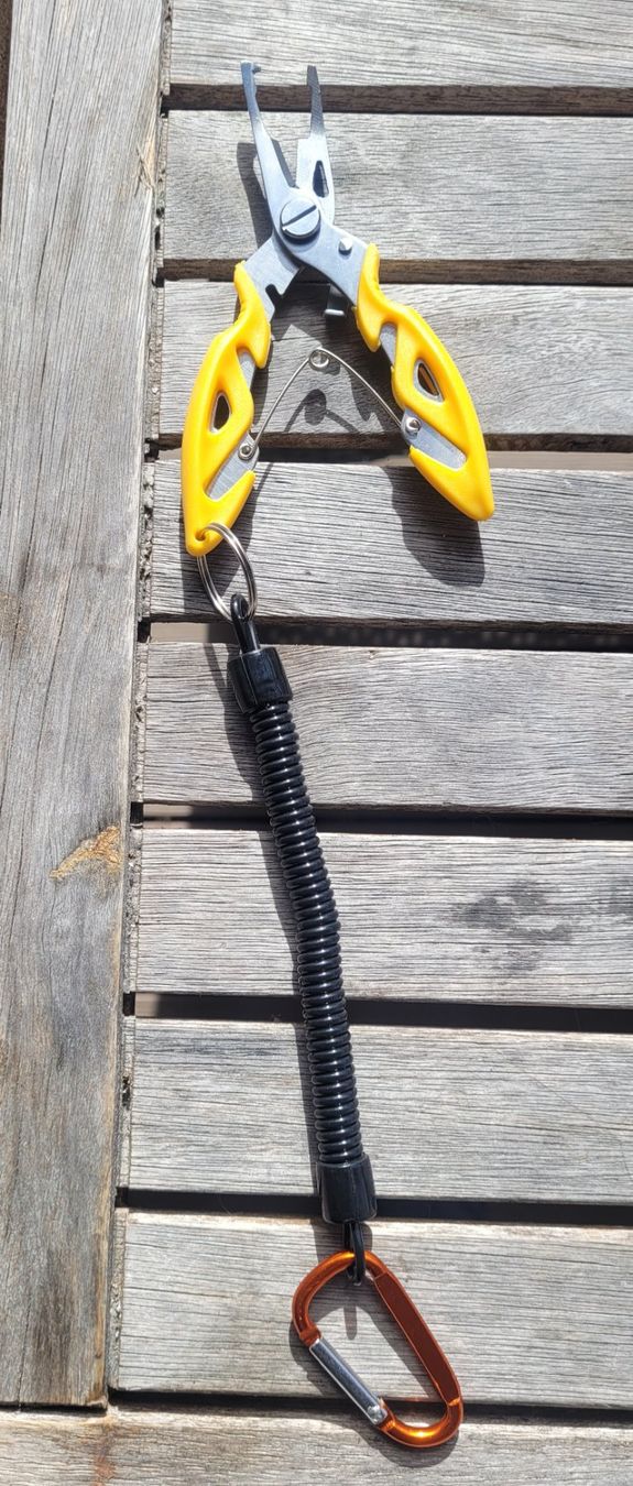 Tutti gli attrezzi: Scheren Zange, Kordel und Karabiner – Nuovo e nell'imballaggio originale da Herzogenbuchsee venduto da Melissa110 3
